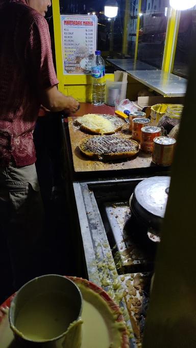 MARTABAK MANIS MAS KODIR PASAR ANYAR