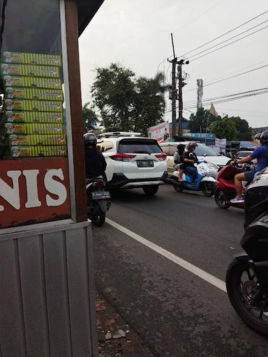 MARTABAK TELOR & MANIS KUBANG