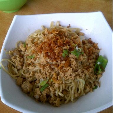 MIE AYAM BAKSO AA - DEWI SARTIKA PLAZA