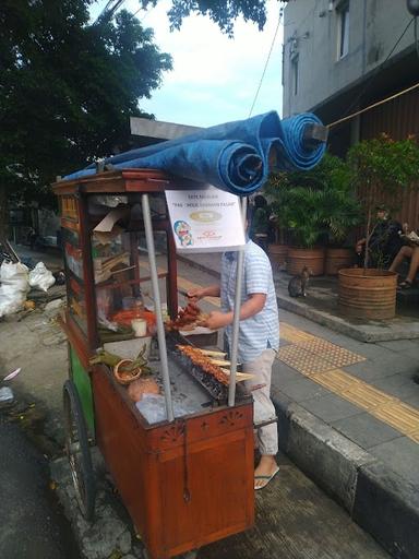 SATE MADURA PAK HOLIL