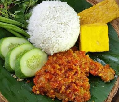 WARUNG ASRI . (POJOK KULINER)