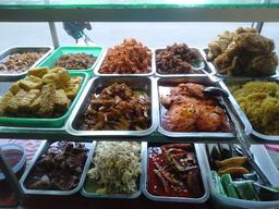 Photo's Warung Nasi Khas Sunda Tampomas 55