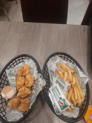 WINGSTOP BOTANI SQUARE MALL