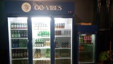 GO VIBES