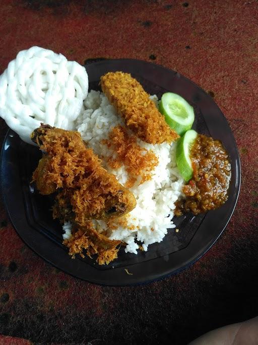 AYAM GORENG IBU NUR