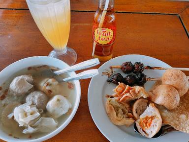 BAKSO GOENDOEL