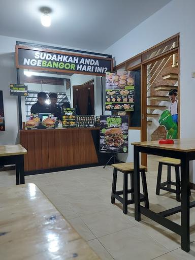 BURGER BANGOR PAKUAN