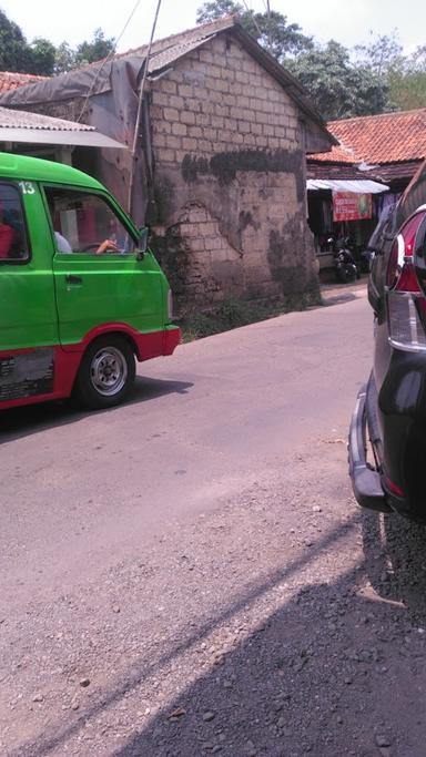 WARUNG NASI UDUK