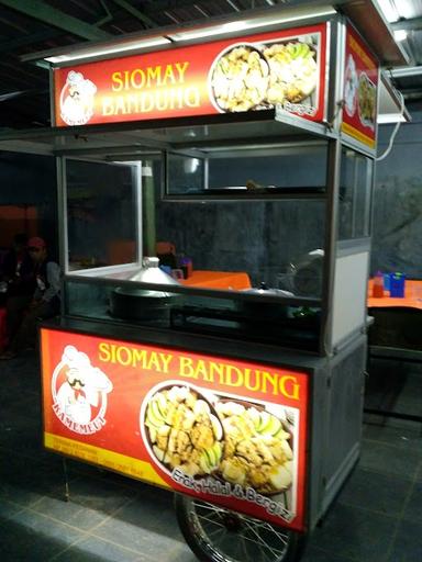 SIOMAY UNYIL BANDUNG