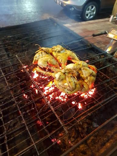 AYAM BAKAR PAK ZAELANI