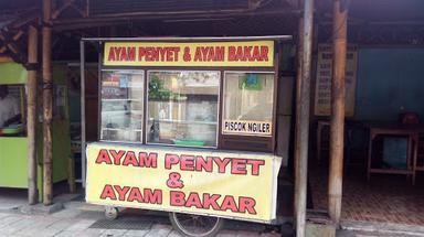 AYAM PENYET & AYAM BAKAR