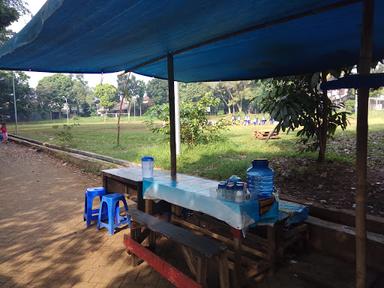 WARUNG NASI MOBIL BIRU