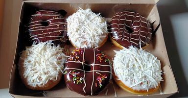 KENONG NGO DONAT