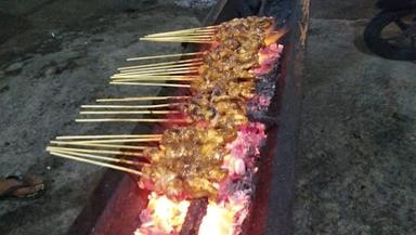 SATE AYAM BANG IPIN