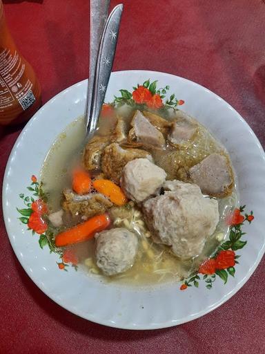 BAKSO KIKIL IBU MASRUROH