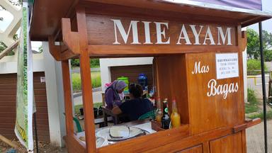 MIE AYAM BAKSO&CEKER MAS BAGAS