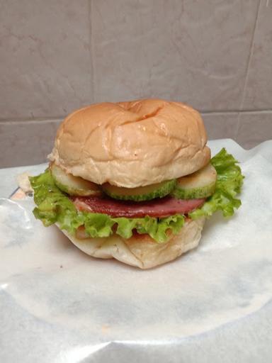 BURGER GENTENG BIRU