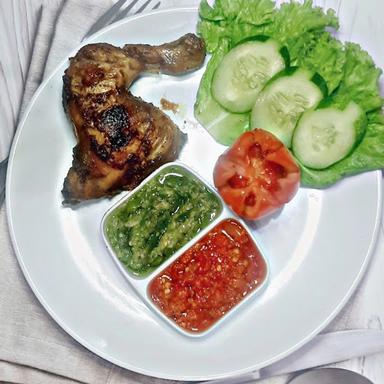 AYAM BAKAR DAYU