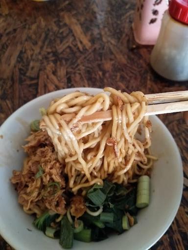 BTS.BAKSO RUSUK TIGA SODARA