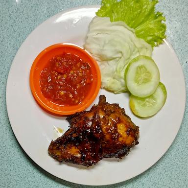 KEDAI CUPLIS SOTO AYAM DAN AYAM BAKAR