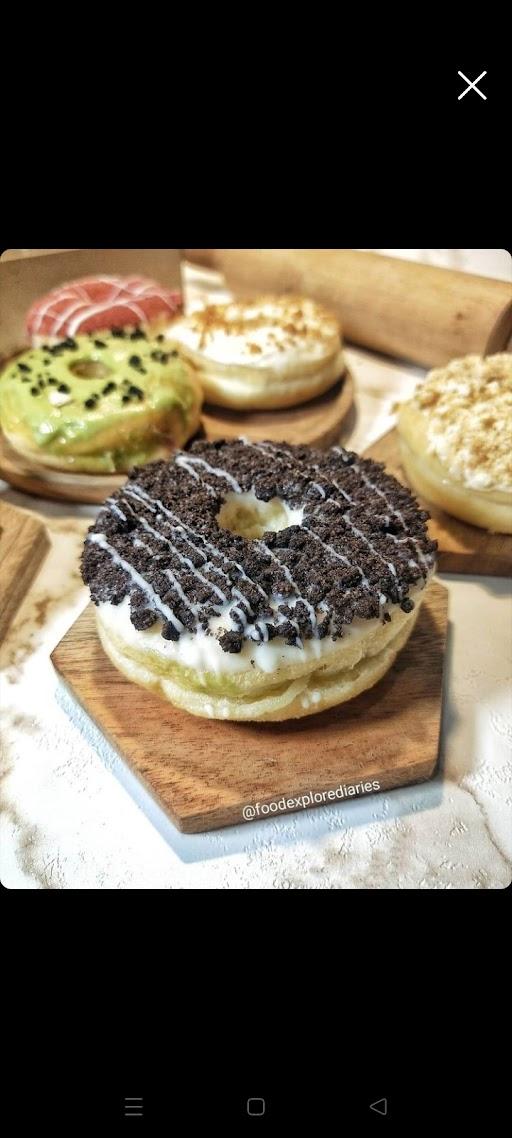 GLYKYS DONUTS PASTRY