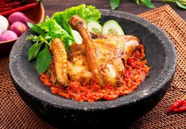 AYAM GEPREK & PENYET MANTAP