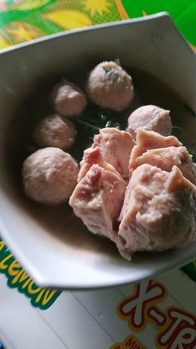 BAKSO GAUL LESEHAN SOLO