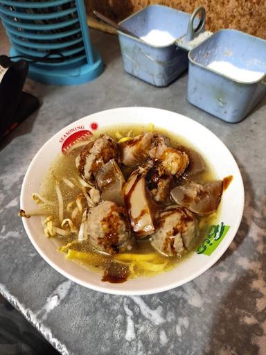 MIE KOCOK & MIE BASO MAS TEGUH