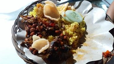 NASI KUNING & NASI UDUK •BETMEN•