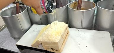 ROTI BAKAR YAN BAKER