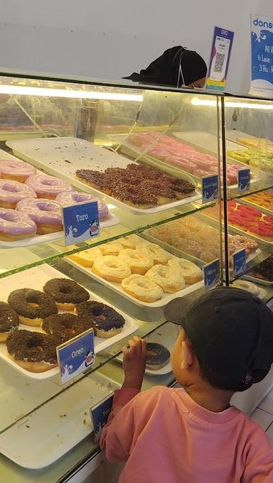 DONSU DONAT SUSU - CIBADUYUT