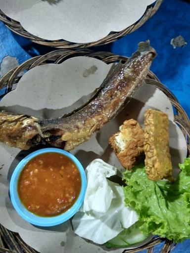 AYAM BAKAR & AYAM PENYET CAK MARTO