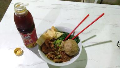 BAKSO & MIE AYAM CERIA