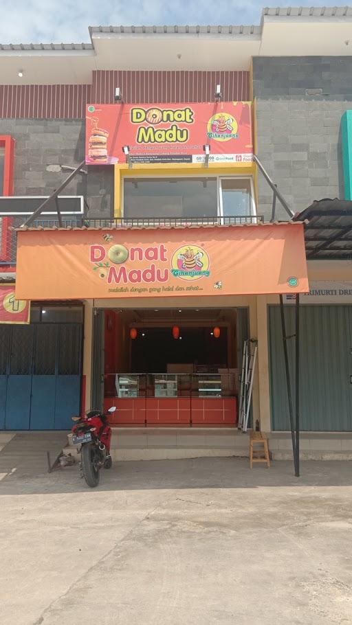 DONAT MADU CIHANJUANG CAB. PONDOK PETIR