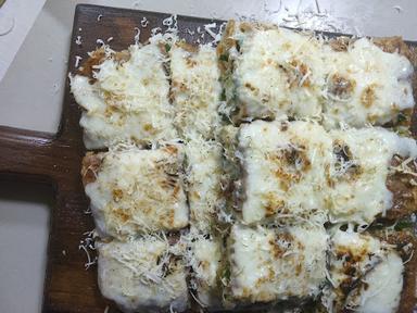 MARTABAK MAS TOING