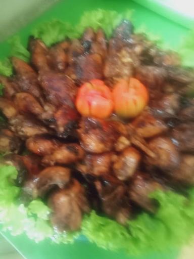 NASI UDUK DAN AYAM PENYET BAKAR