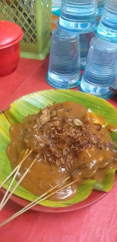 SATE DAN SOTO PADANG KELUARGA PLN SAWANGAN