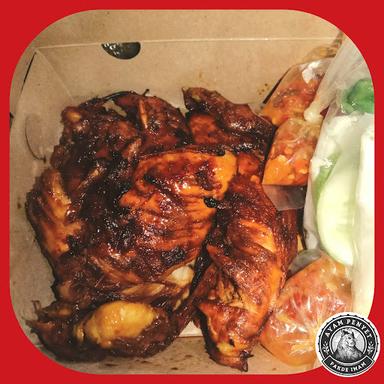 AYAM PENYET PAKDE IMAM