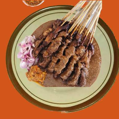 SATE DAN SOTO AYAM MADURA SAMERO