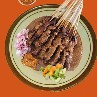 SATE DAN SOTO AYAM MADURA SAMERO