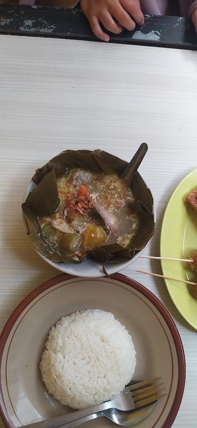 SOTO AYAM GARANG ASEM MAS PAING