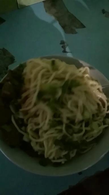 MIE AYAM PONCOL