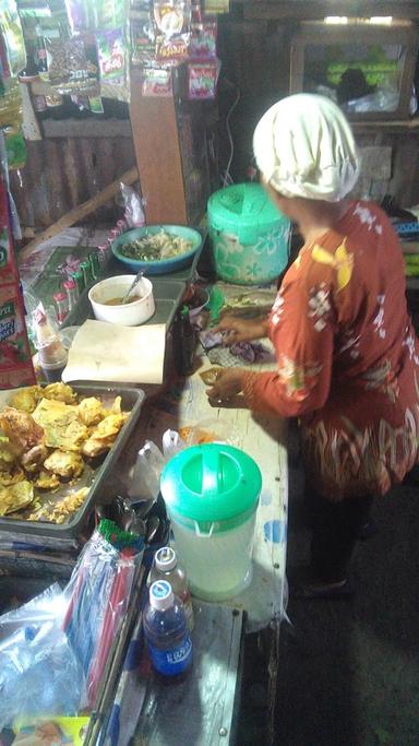 WARUNG SOTO IBU SANAH