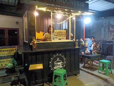 JR TEA MAKASSAR CABANG KANDEA