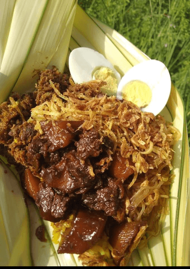 NASI KUNING CAKALANG