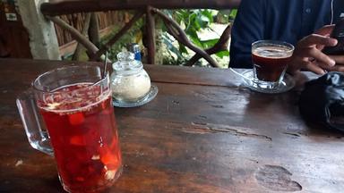 WARUNG KOPI MENGGER