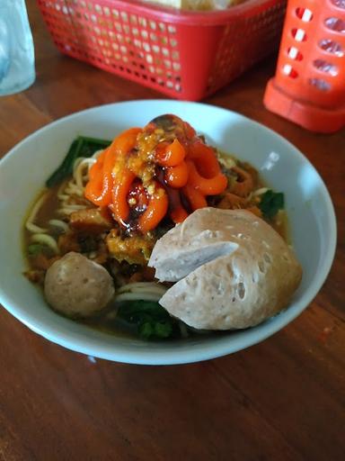 MIE AYAM & BAKSO WONOGIRI SUKSES