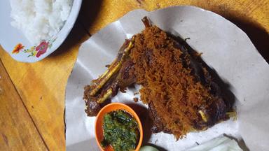 AYAM & BEBEK GORENG LAOS BU TIO