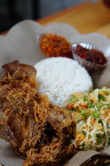 AYAM GORENG PRESTO PAK PUR