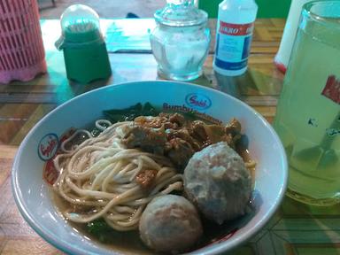 BAKSO LAMPU IJO